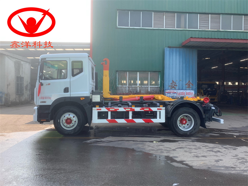 3950东风D9勾臂垃圾车