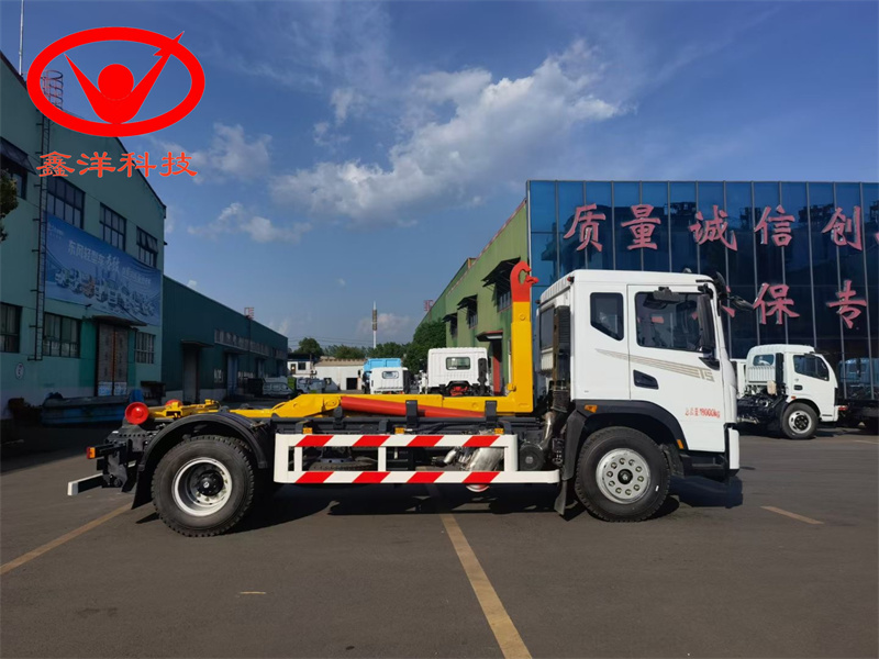 16/20吨东风华神勾臂垃圾车