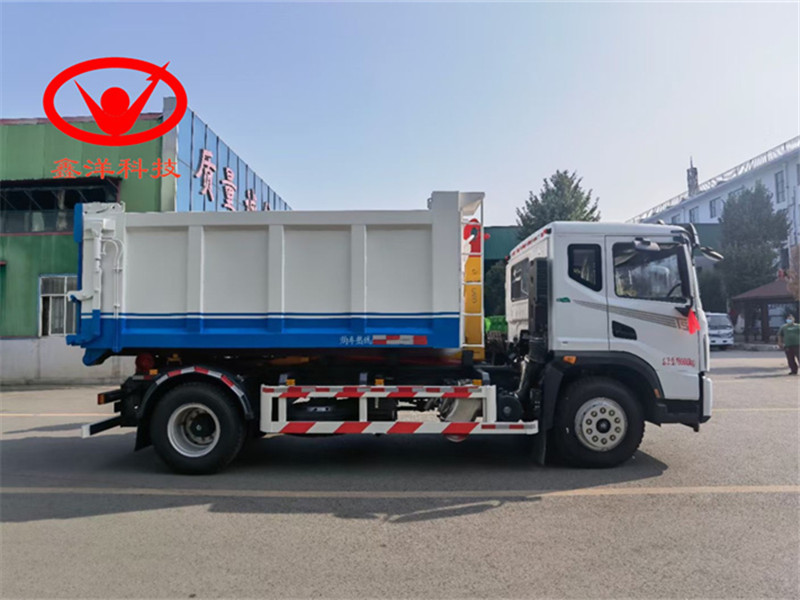 16/20吨东风华神勾臂垃圾车