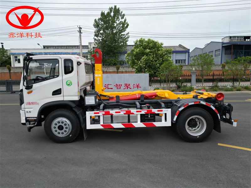 20吨大运中折臂（带营运）