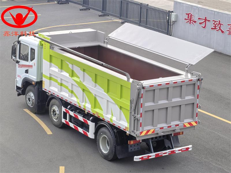 营运东风华神小三轴污泥自卸车