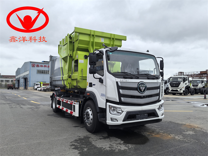 纯电动欧曼勾臂垃圾车