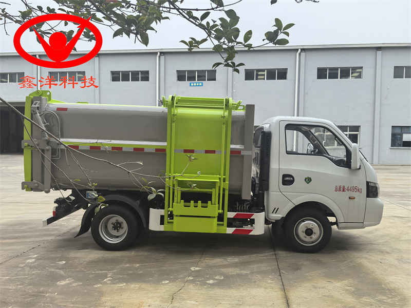 蓝牌东风途逸餐厨垃圾车